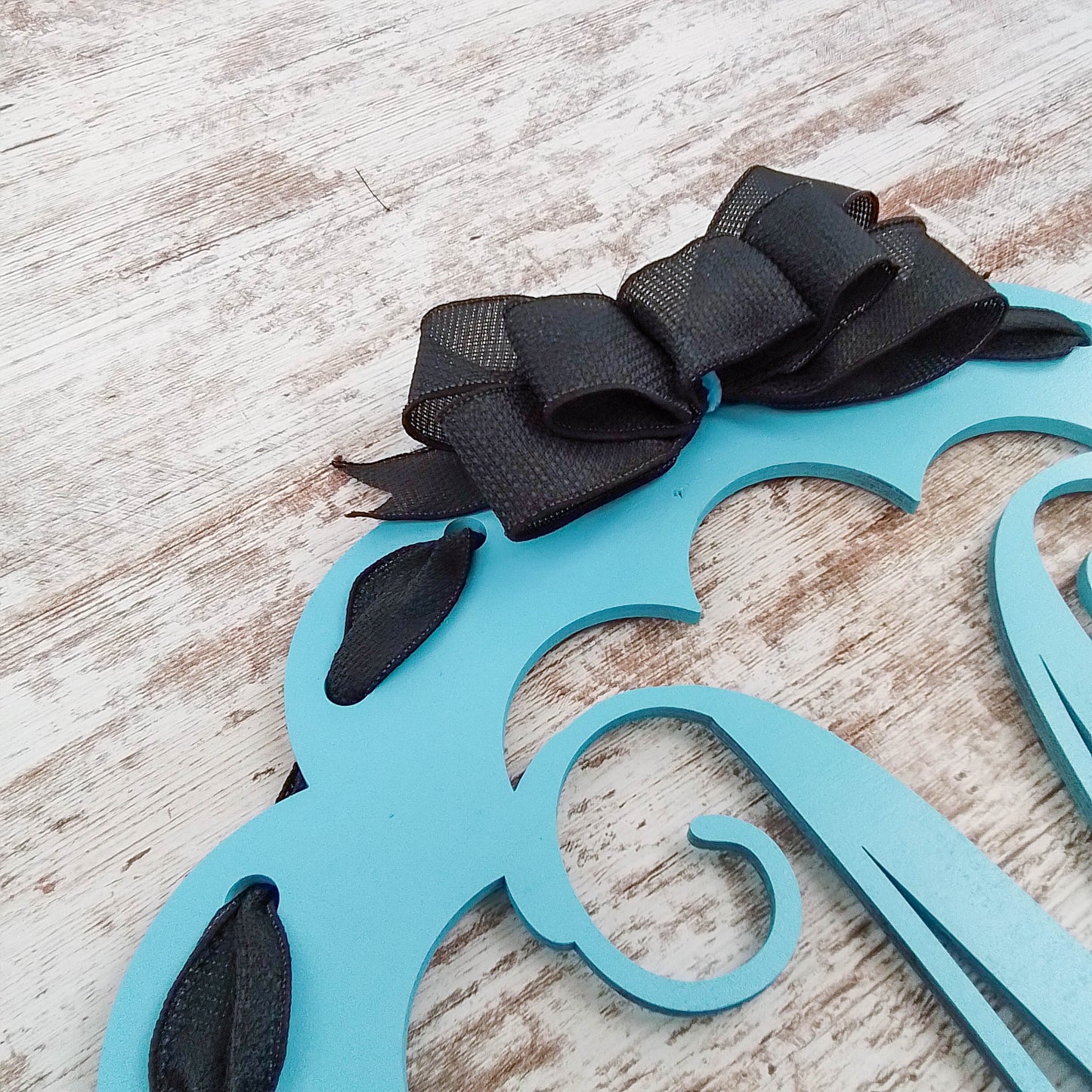 Personalized Door Hanger, Decorative Monogram Letter, Indoor and Outdoor Use