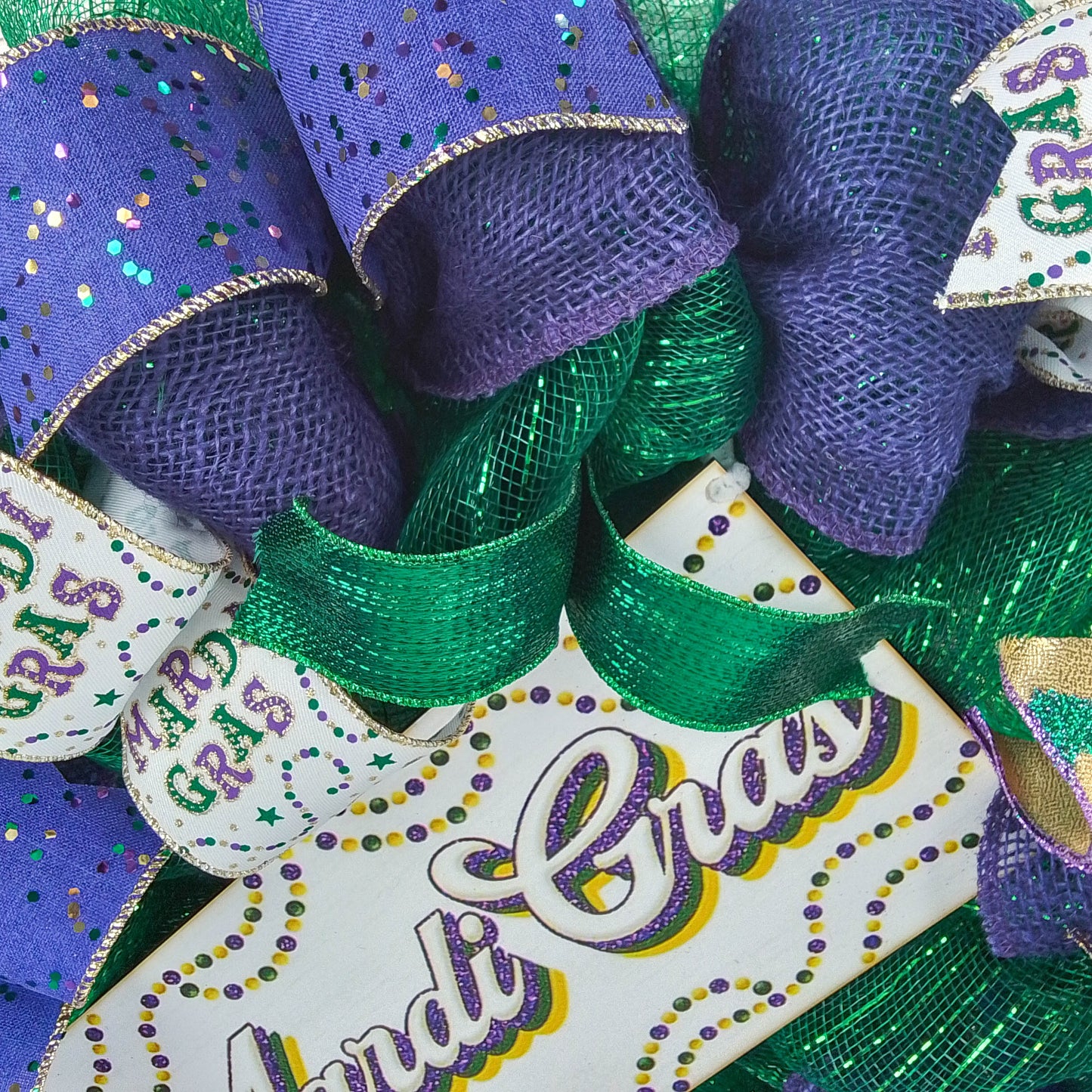 Mardi Gras Wreath, Vibrant Party Decor, Festive Ribbon Design