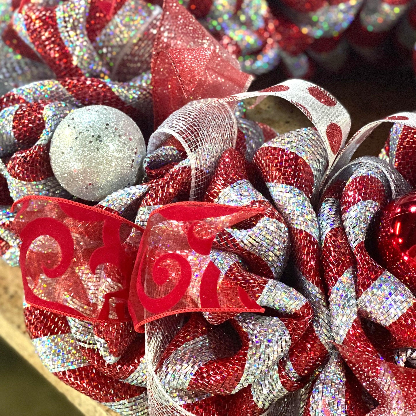 Christmas Mesh Door Wreath | Silver Red - Pink Door Wreaths