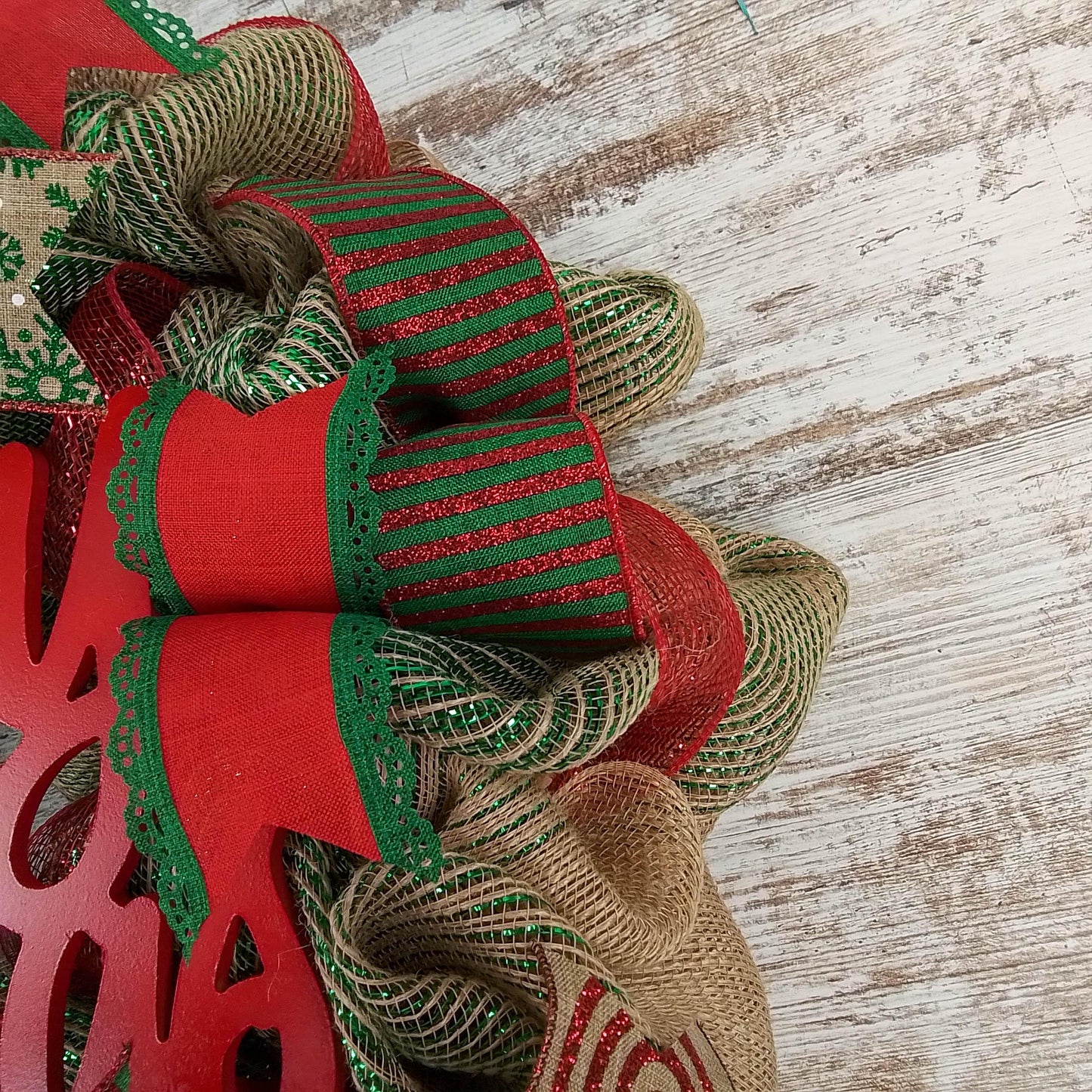 Rustic Merry Christmas Wreath | Mesh Christmas Outdoor Front Door Wreath | Red Jute Green Burlap - Pink Door Wreaths