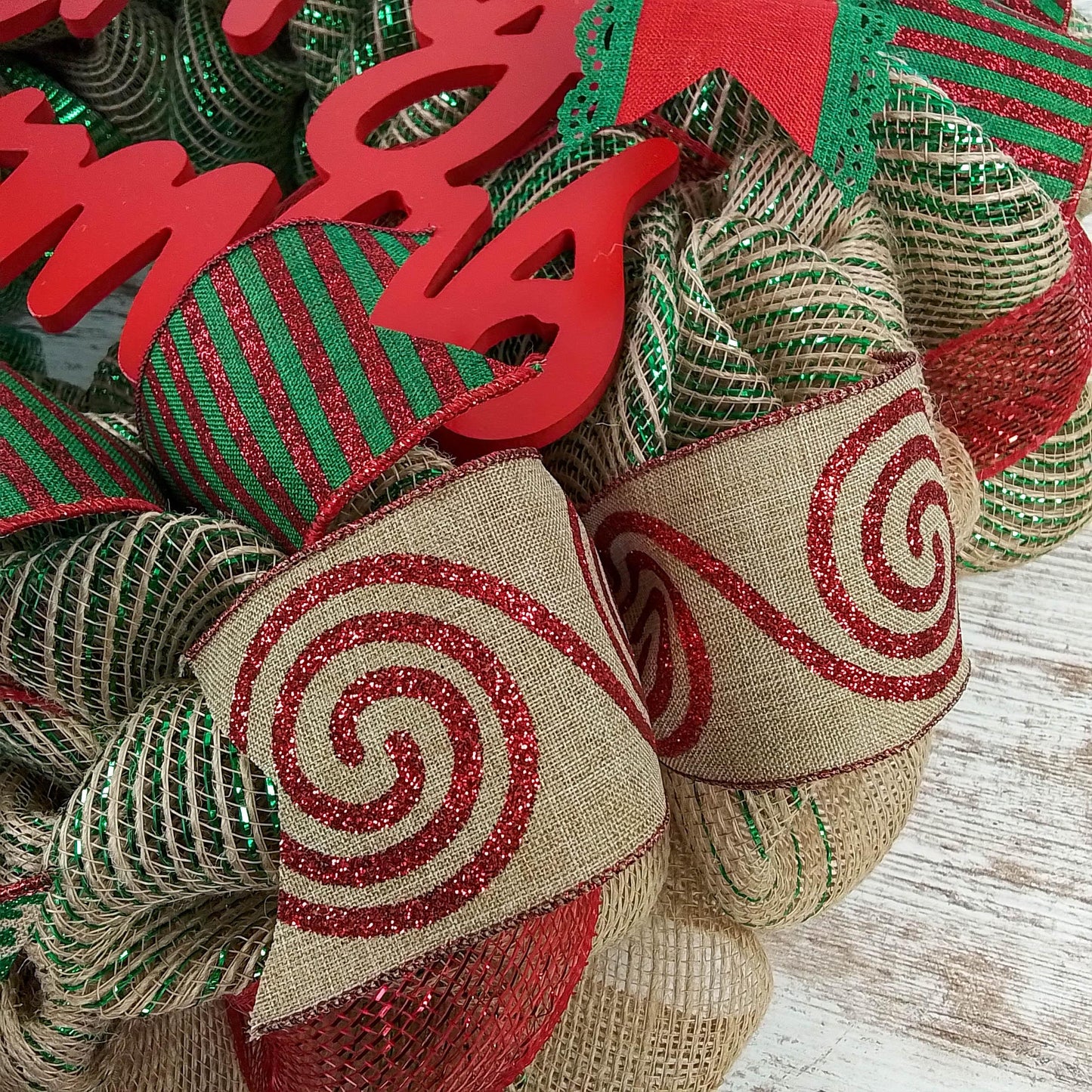 Rustic Merry Christmas Wreath | Mesh Christmas Outdoor Front Door Wreath | Red Jute Green Burlap - Pink Door Wreaths