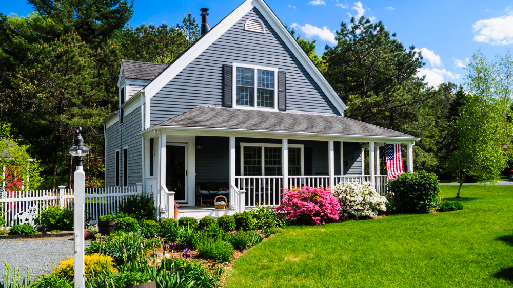 How to Brighten Up Your Front Door For Spring or Summer