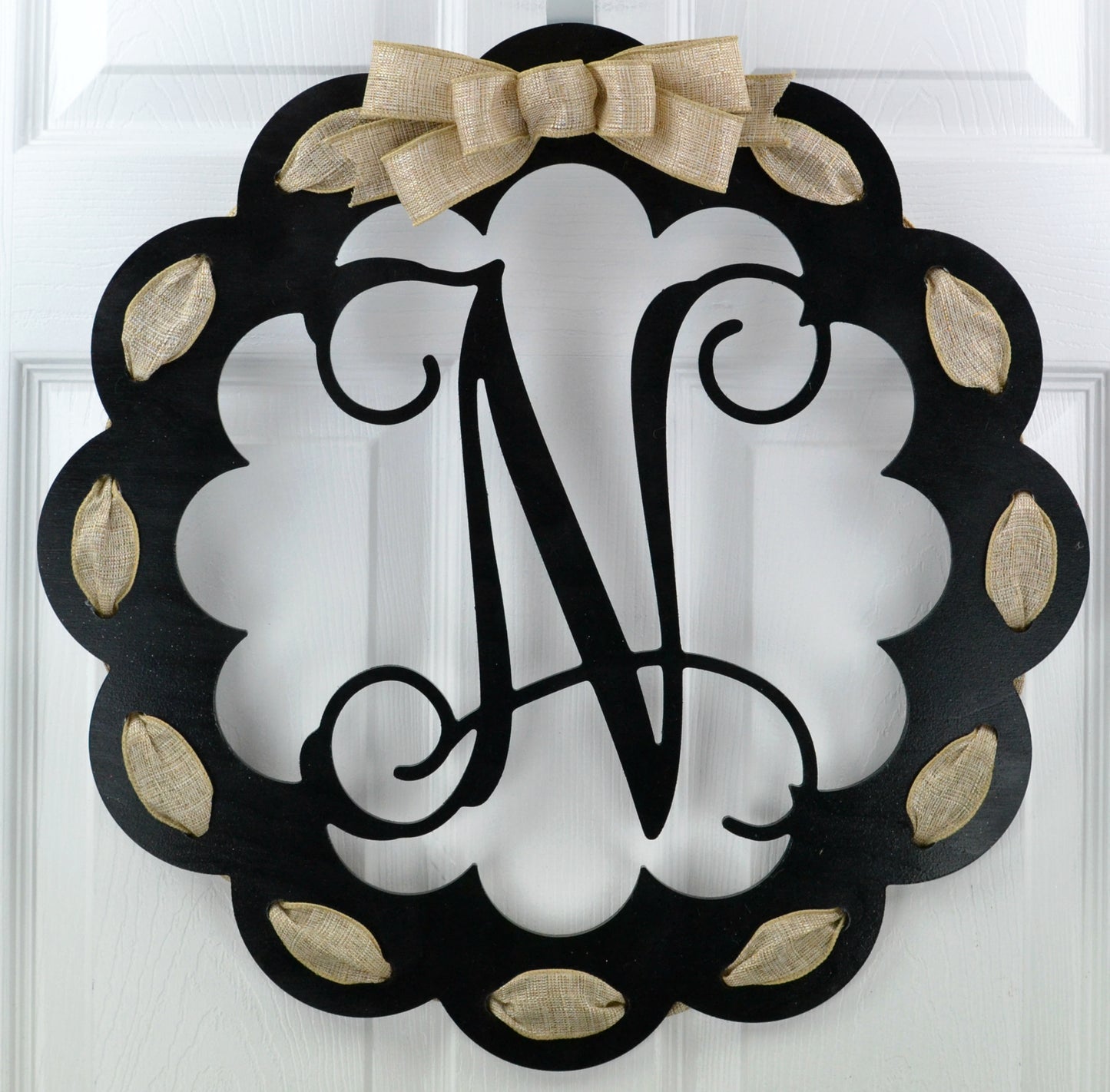 Letter N : Black and Burlap Scalloped Monogram door hanger