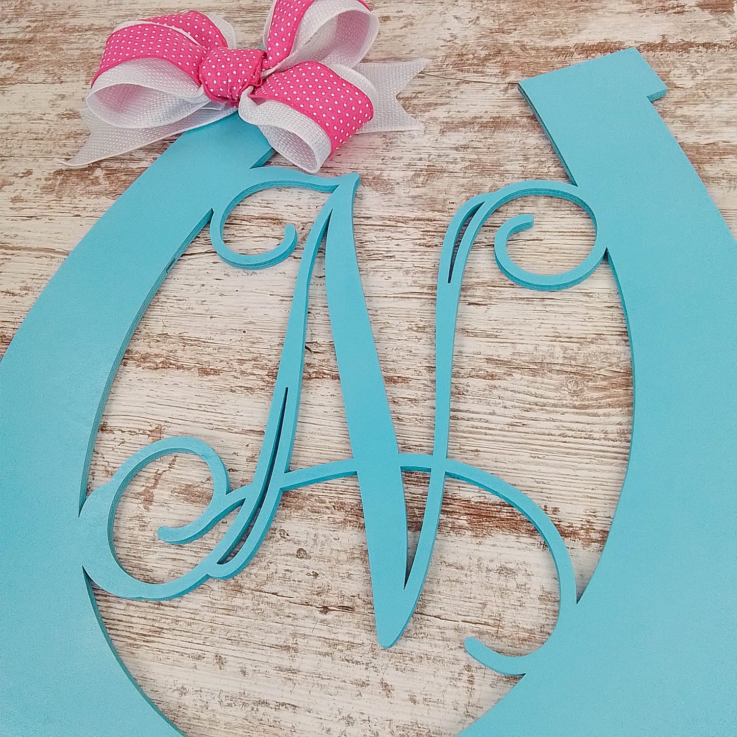 Kentucky Derby Horseshoe Door Hanger, Customizable Monogram Decor, Personalized Horse Racing Home Accessory