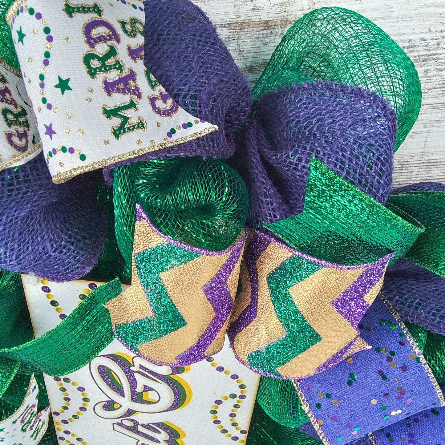 Mardi Gras Wreath, Vibrant Party Decor, Festive Ribbon Design