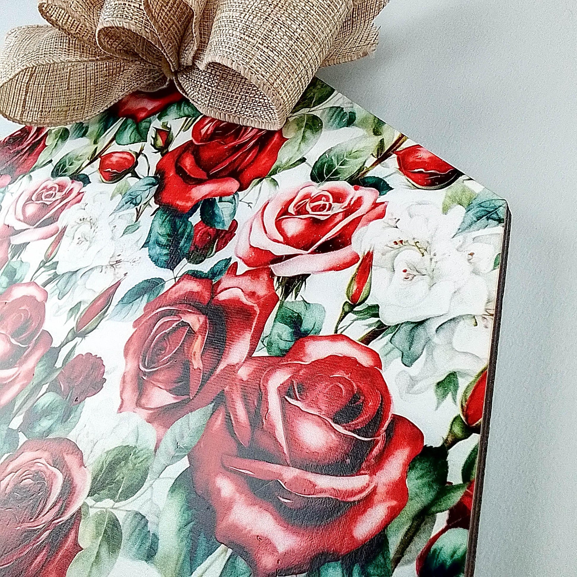 Derby Jockey Silk - Floral Red Rose Racing Door Decoration - Red Green White Burlap - Bridal Shower Front Door Decorations - Pink Door Wreaths