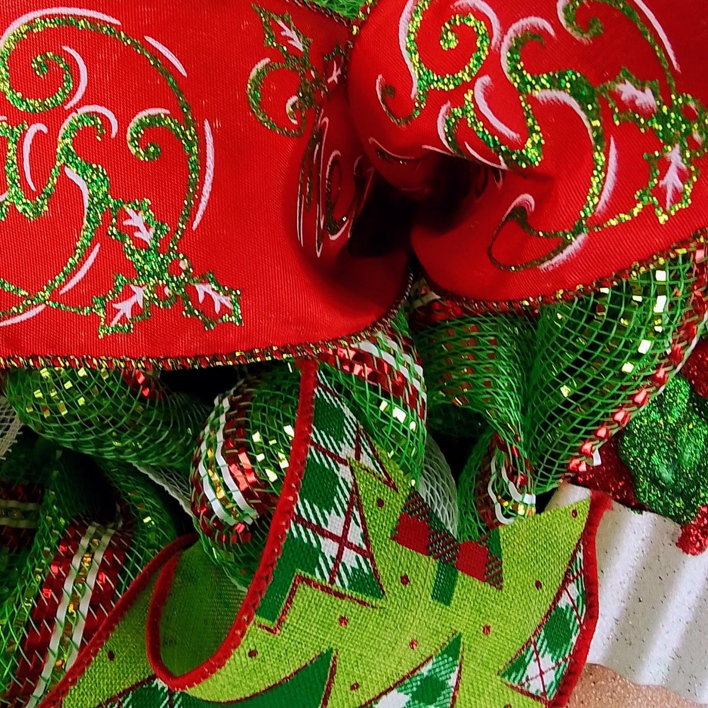 Santa Claus Wreath - Christmas Mesh Outdoor Front Door Decor - White Red Lime Green - Pink Door Wreaths